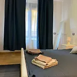 Royal Unirii-2 Bdr Апартаменти *